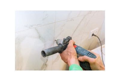 Drilling hole into tile