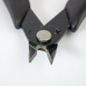 Xuron 410AS Shear with Static Control Grips