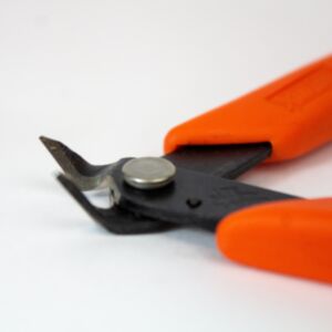 Xuron 420 Shear Cutter with Angled Head